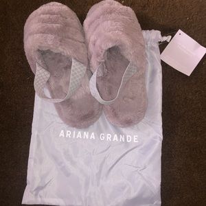 *SOLD* Ariana Grande Slippers